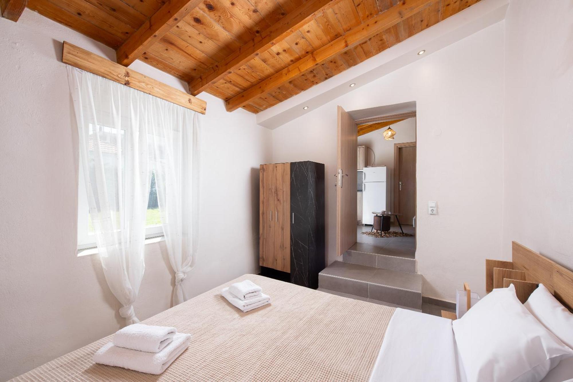 Kentrikon Rooms III & Mint House Лименария Экстерьер фото